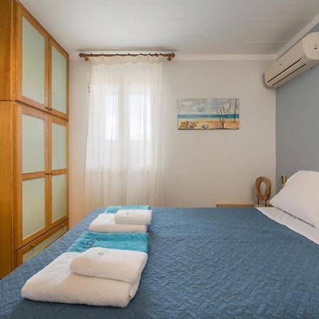 Stavrós Kiani Sea View Apartments מראה חיצוני תמונה