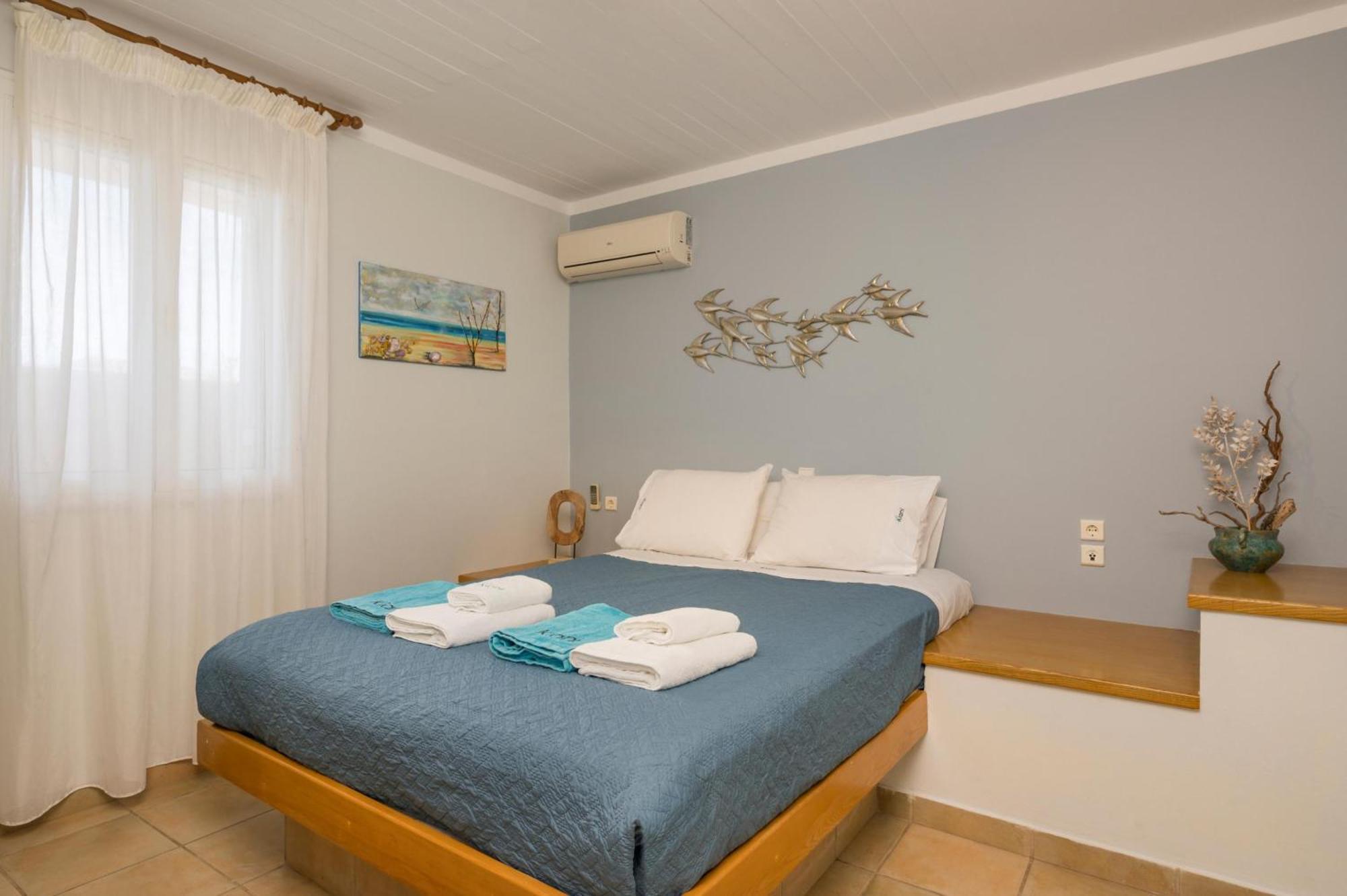 Stavrós Kiani Sea View Apartments מראה חיצוני תמונה